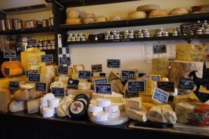 Dingle's Finest Cheeses